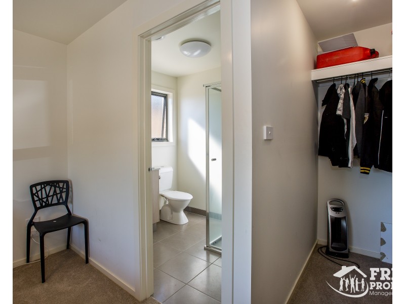 9 Katelyn Court, Waurn Ponds VIC 3216