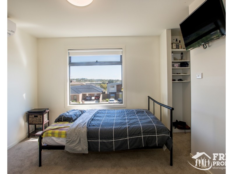 9 Katelyn Court, Waurn Ponds VIC 3216