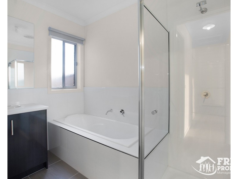 34 Aviation Drive, Mount Duneed VIC 3216