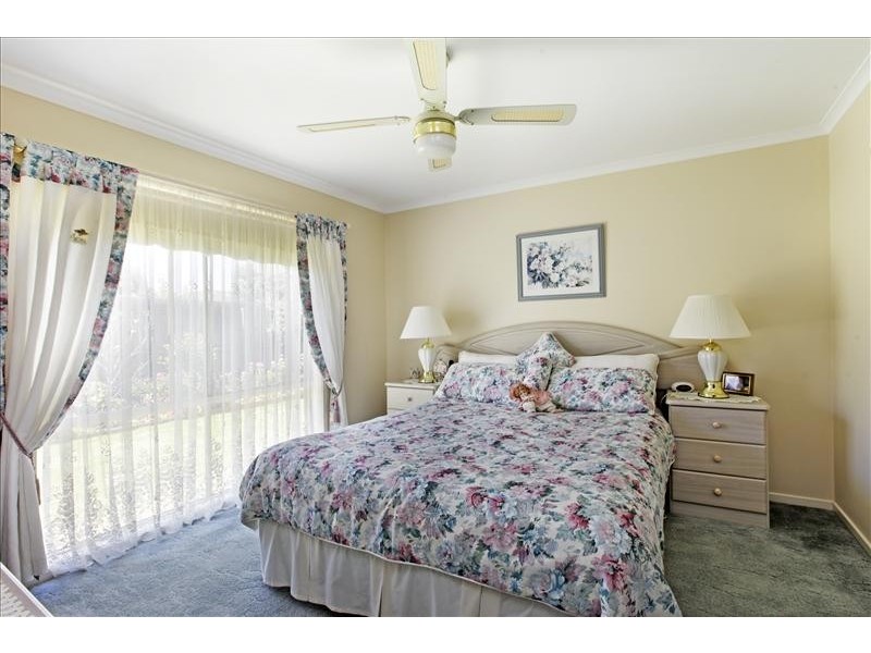 4 Redwood Place, Grovedale VIC 3216