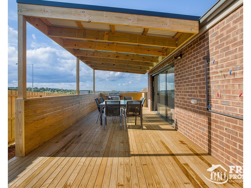 10 Chablis Court, Waurn Ponds VIC 3216