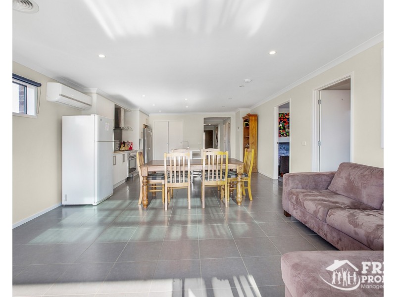 10 Chablis Court, Waurn Ponds VIC 3216