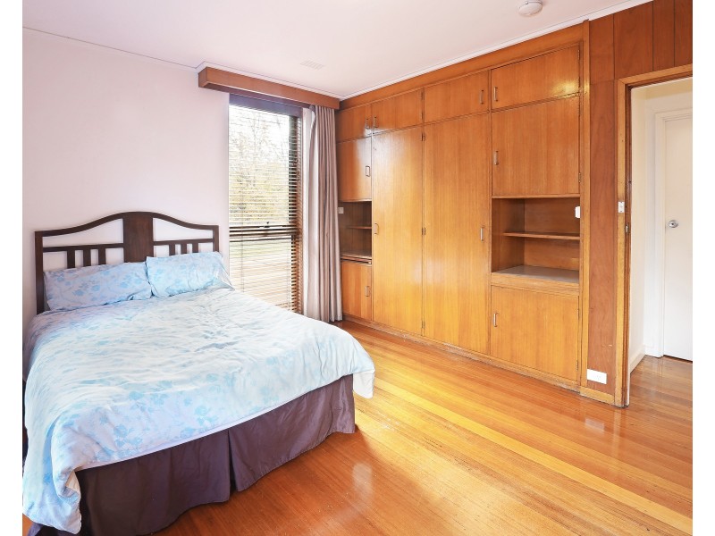 123 Thornhill Road, Highton VIC 3216
