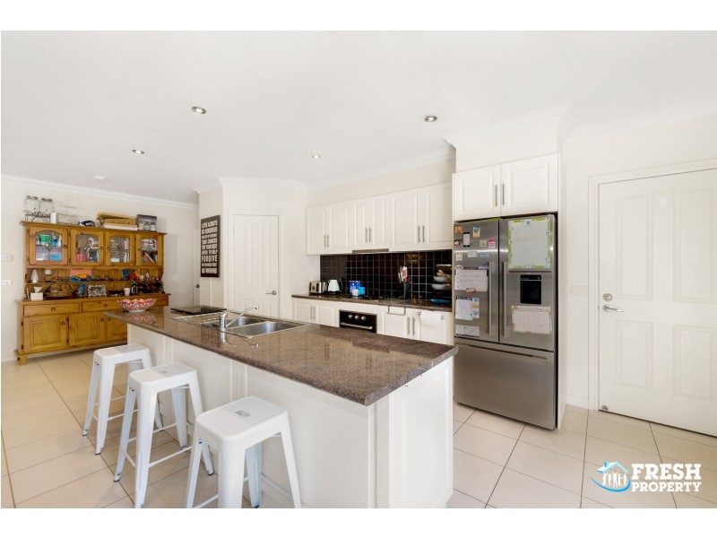 9 Bundaleer Avenue, Grovedale VIC 3216