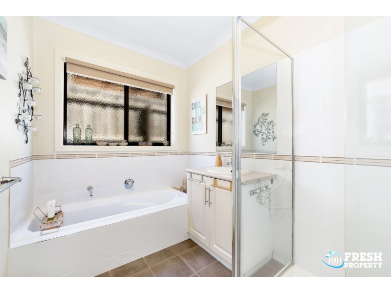 9 Bundaleer Avenue, Grovedale VIC 3216