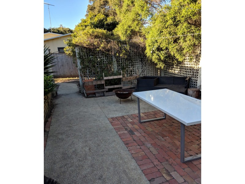 16 Boston Road, Torquay VIC 3228