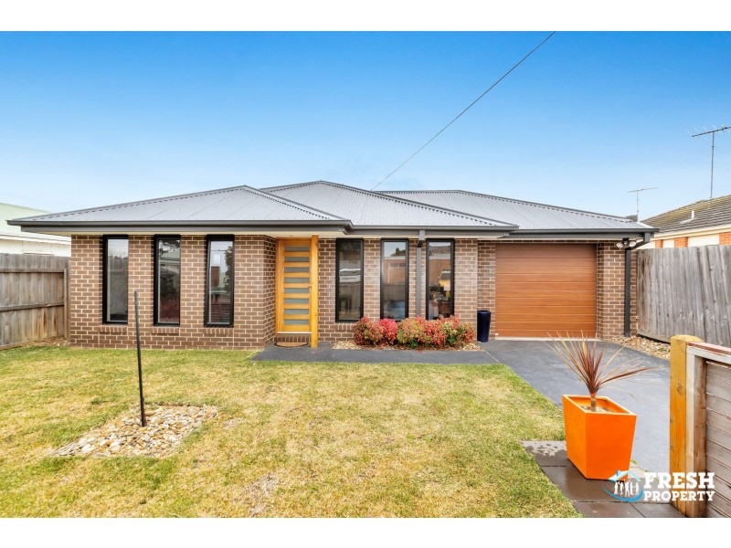 5B Helmer Crescent, East Geelong VIC 3219