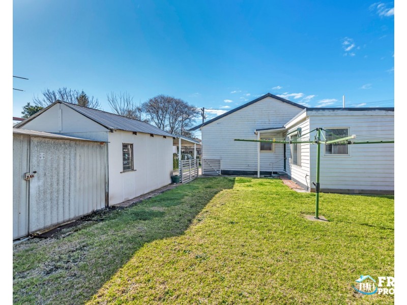 77 Elizabeth Street, Geelong West VIC 3218