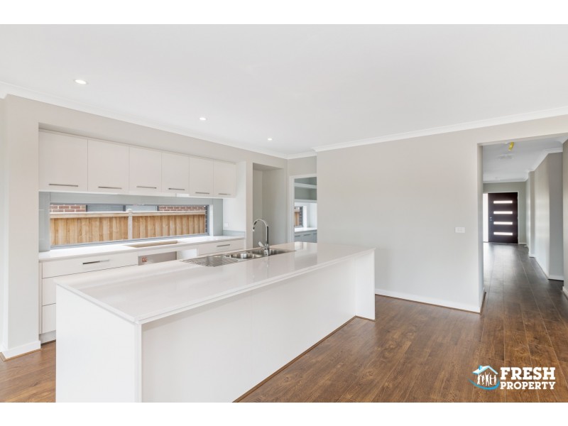 17 Rutledge Boulevard, North Geelong VIC 3215