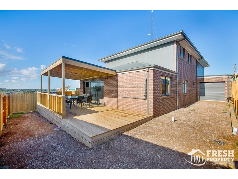 1/10 Chablis Court, Waurn Ponds VIC 3216