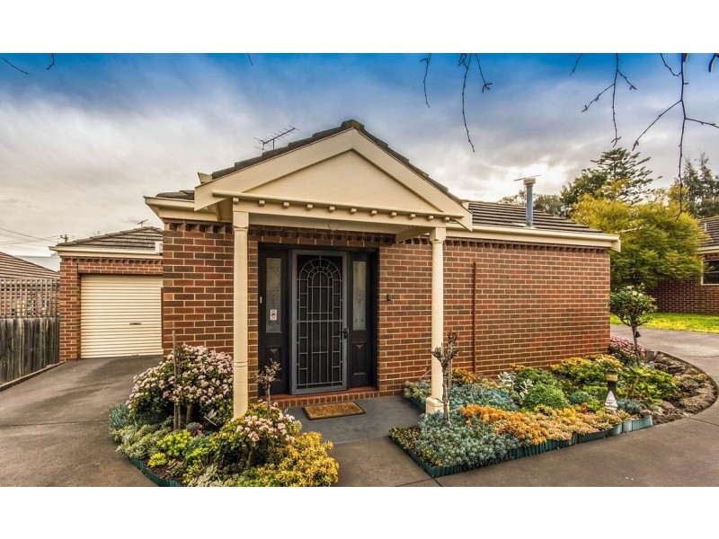 2/130 West Fyans Street, Newtown VIC 3220