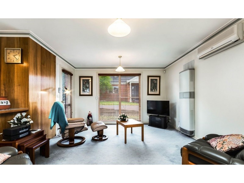 2/130 West Fyans Street, Newtown VIC 3220