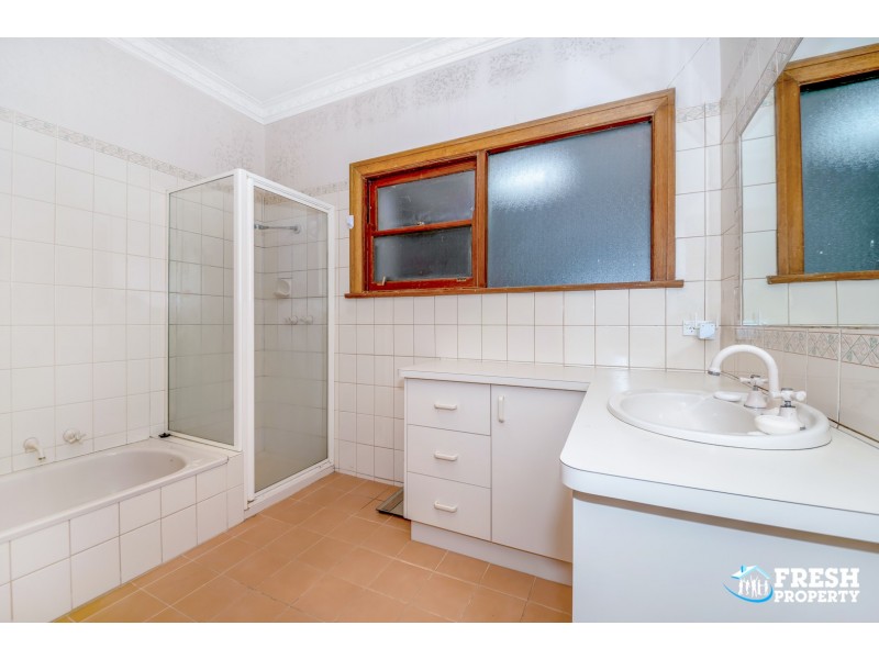 15 Brownbill St, East Geelong VIC 3219