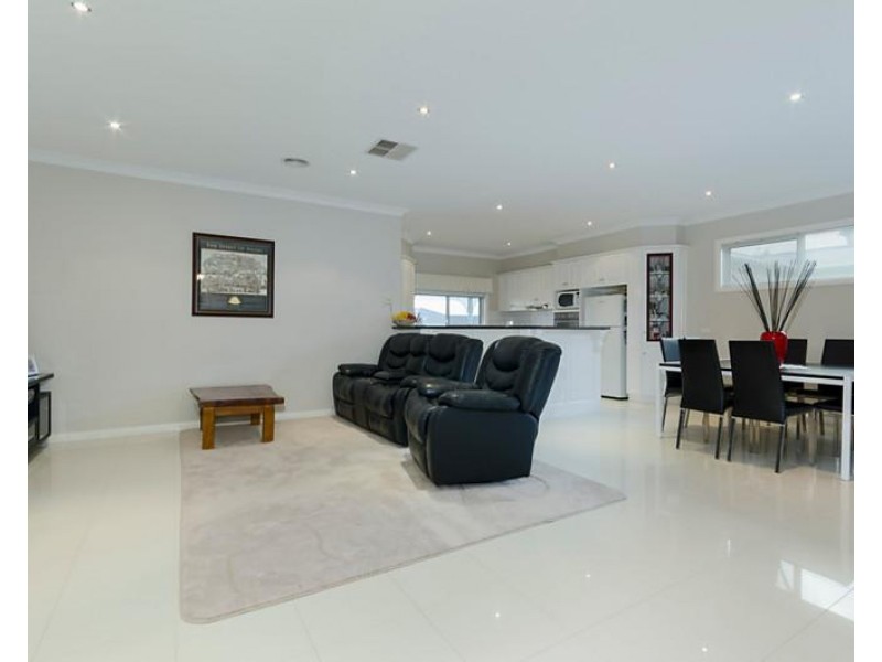 48-50 Fogarty Ave, Highton VIC 3216