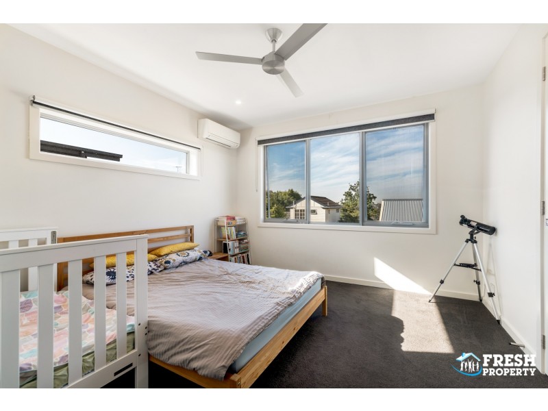 14 Allen St, Newtown VIC 3220