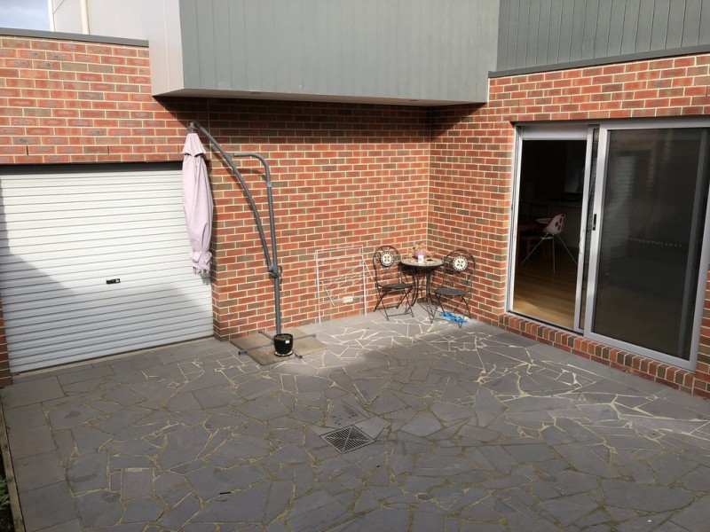 14 Allen St, Newtown VIC 3220