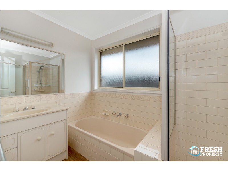 1/32 Marlo St, Hamlyn Heights VIC 3215