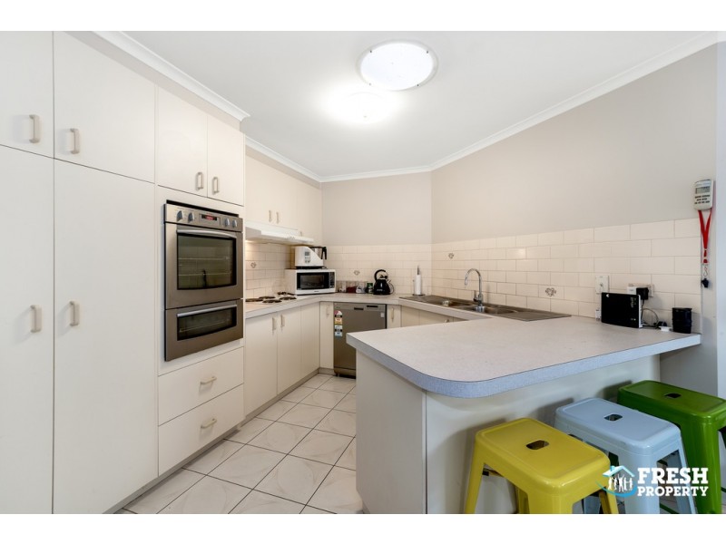 25 Looker St, Lara VIC 3212