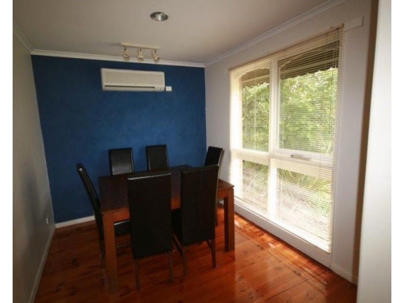 2 Grove Rd, Grovedale VIC 3216