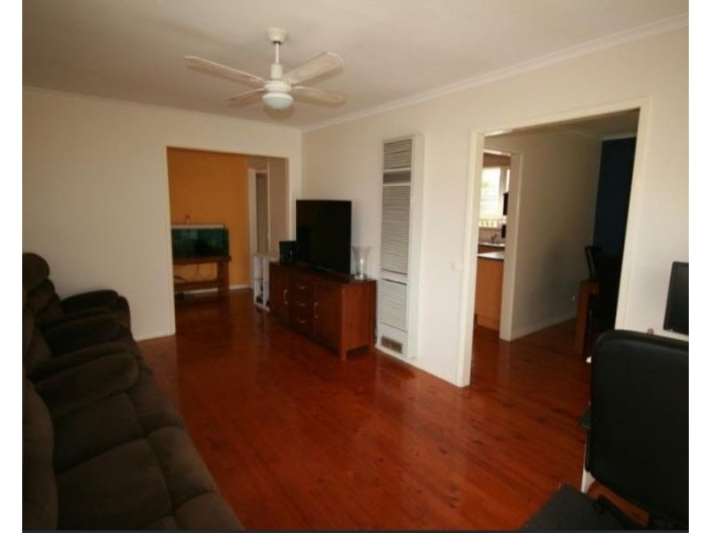 2 Grove Rd, Grovedale VIC 3216