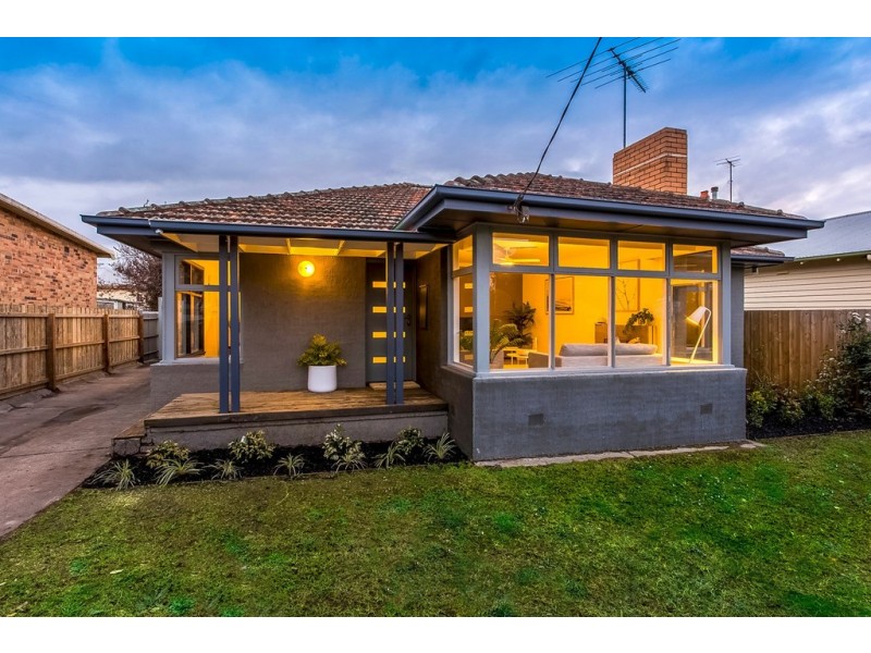 4 Tasman Avenue, Belmont VIC 3216