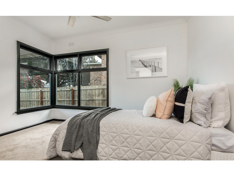 4 Tasman Avenue, Belmont VIC 3216