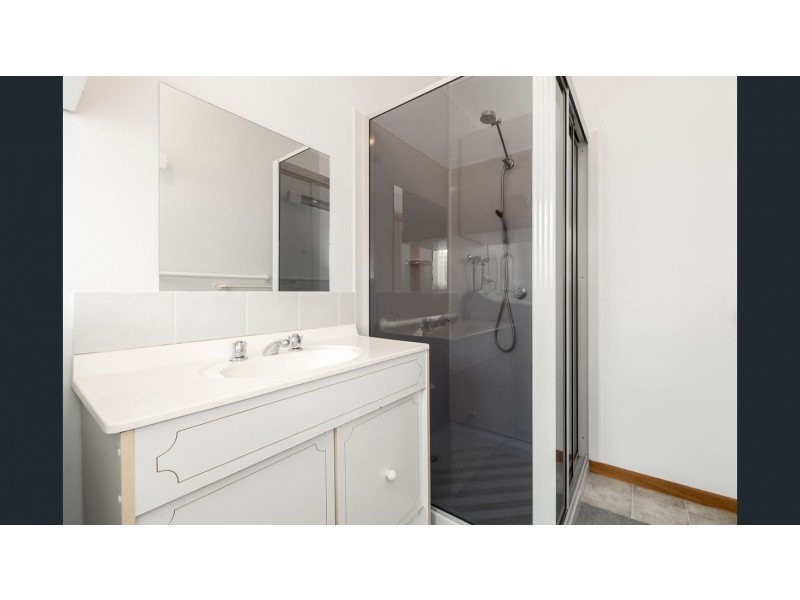 29 Rotherham Street, Belmont VIC 3216