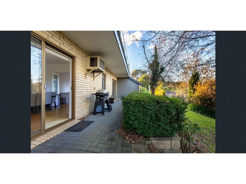 28 Montpellier Drive, Highton VIC 3216