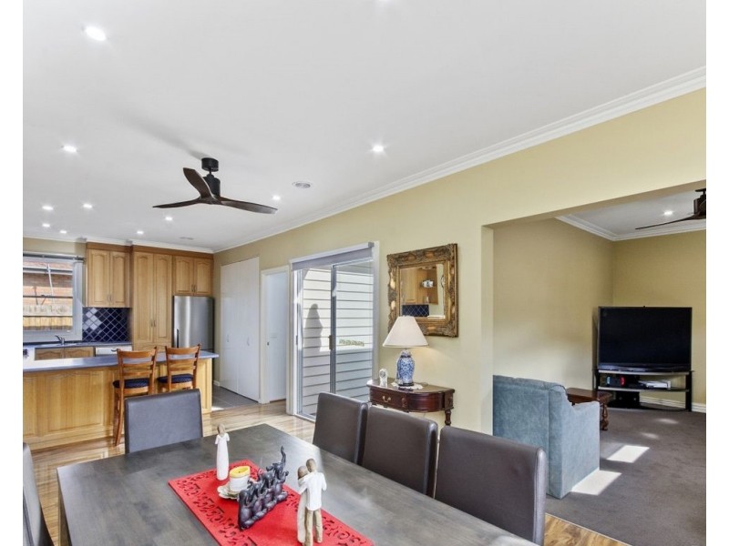 100 Ernest St, Bell Post Hill VIC 3215