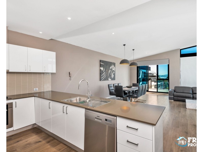 502/8-10 McLarty Place, Geelong VIC 3220