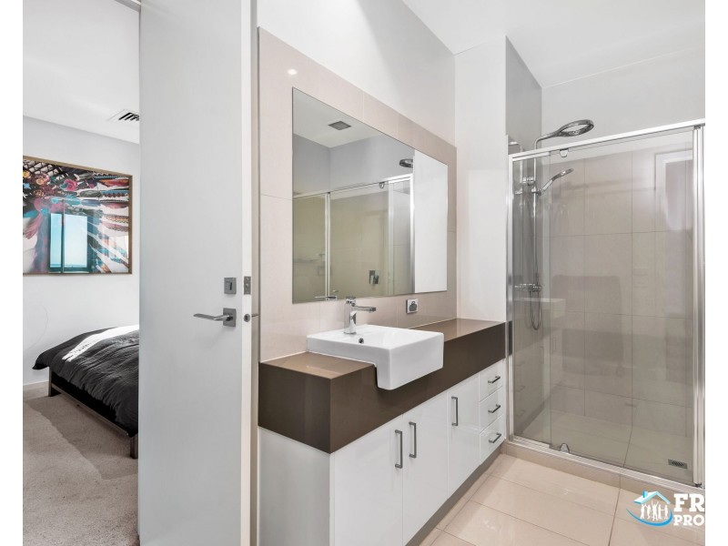 502/8-10 McLarty Place, Geelong VIC 3220