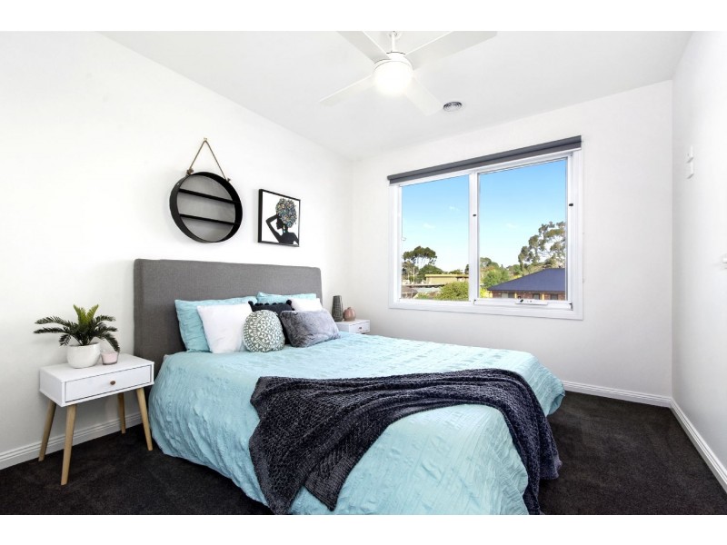 2/36 Heytesbury ST, Herne Hill VIC 3218