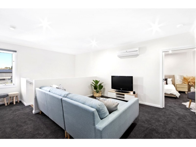 2/36 Heytesbury ST, Herne Hill VIC 3218