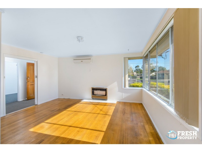 27 Lucas Street, Newcomb VIC 3219