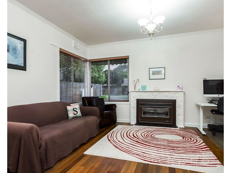8 Stewart Street, Herne Hill VIC 3218