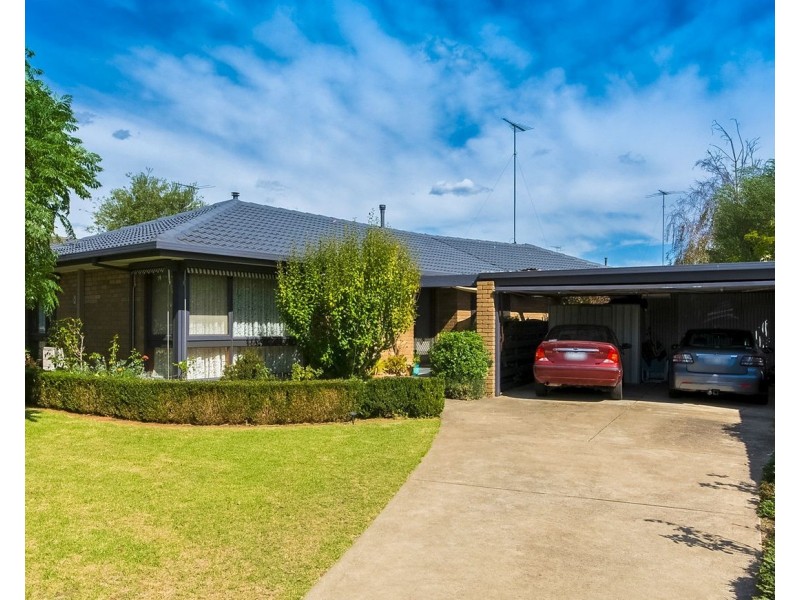 9 Highmont Drive, Belmont VIC 3216