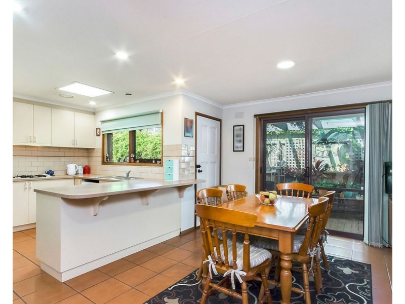 9 Highmont Drive, Belmont VIC 3216