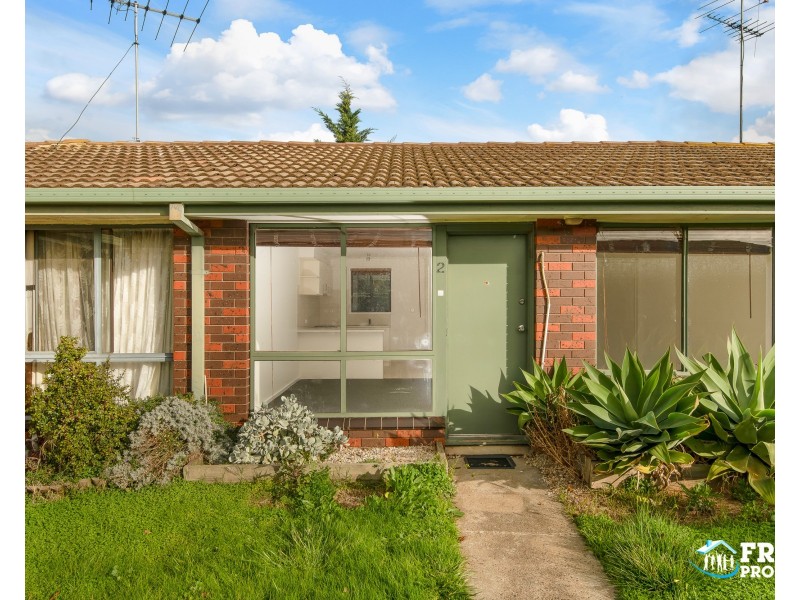 2/220-222 Wilsons Road, Whittington VIC 3219