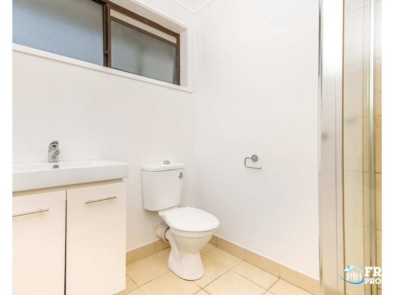 2/220-222 Wilsons Road, Whittington VIC 3219