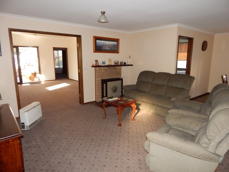 7 Cullen Street, Kerang VIC 3579