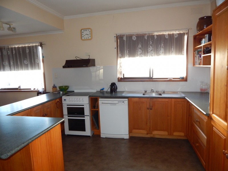 7 Cullen Street, Kerang VIC 3579