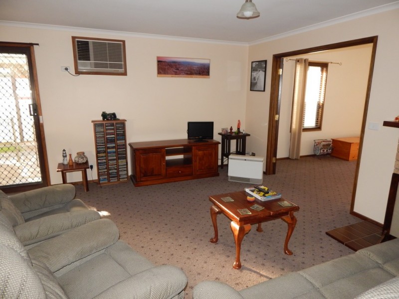 7 Cullen Street, Kerang VIC 3579