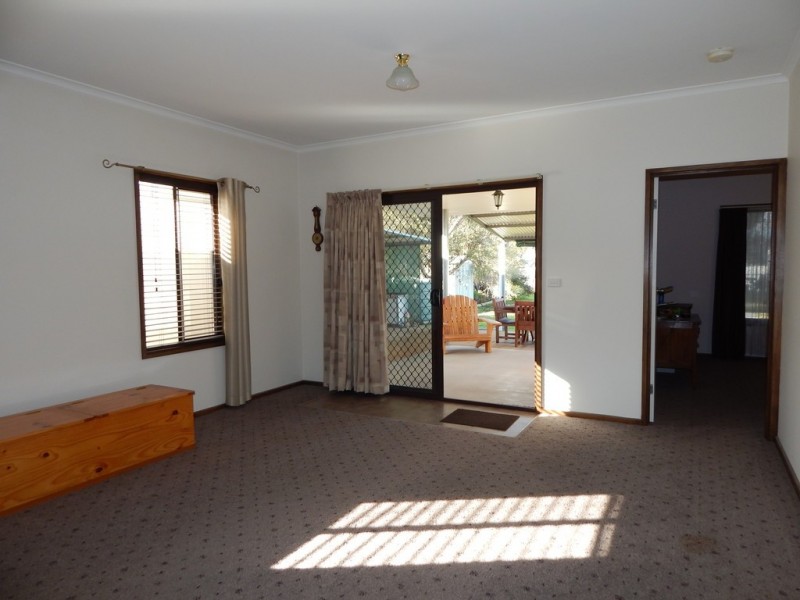 7 Cullen Street, Kerang VIC 3579