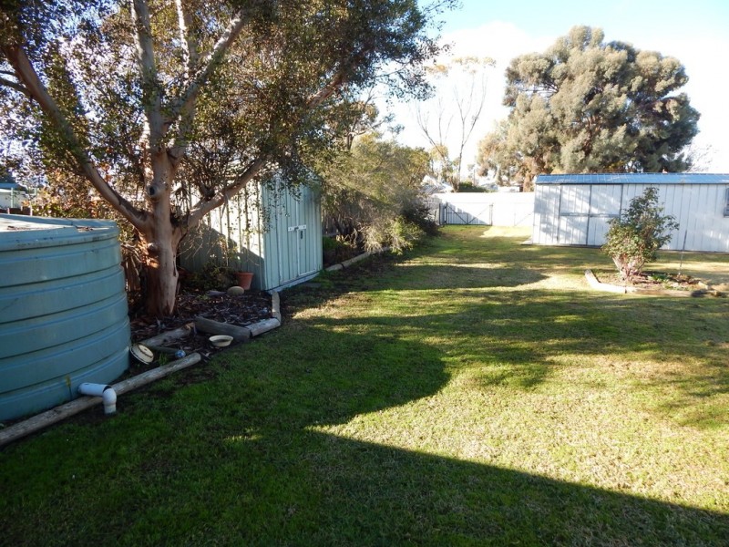 7 Cullen Street, Kerang VIC 3579