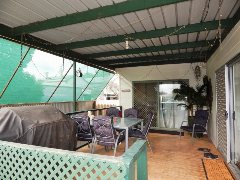 4 Tennyson Street, Quambatook VIC 3540