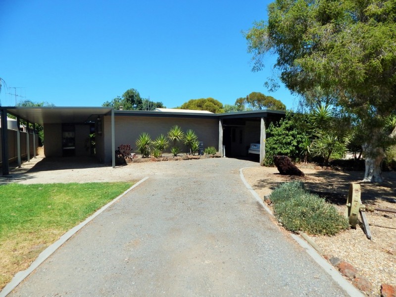 28 Vaughan Street, Kerang VIC 3579