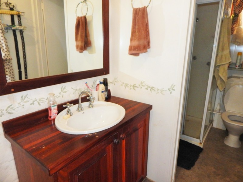 28 Vaughan Street, Kerang VIC 3579