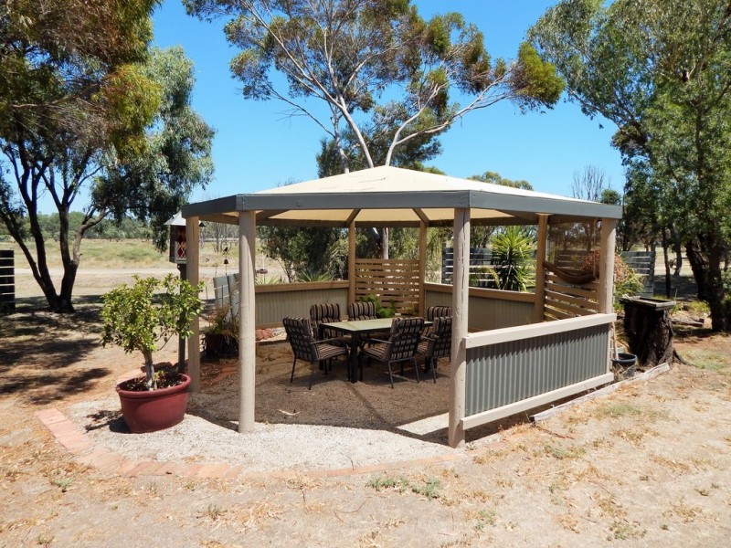 28 Vaughan Street, Kerang VIC 3579