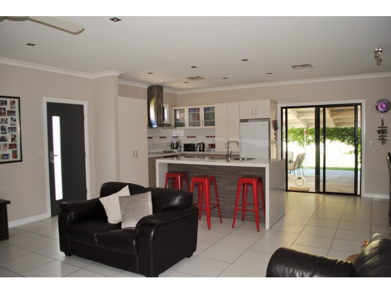 190 Westblade Avenue, Kerang VIC 3579