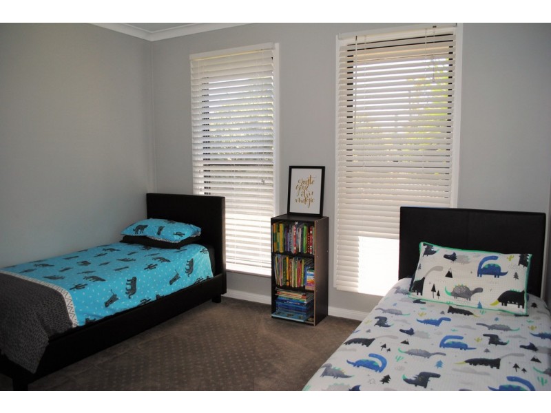 190 Westblade Avenue, Kerang VIC 3579